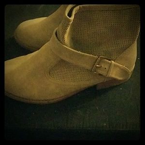 Olive green Tan ankle boots